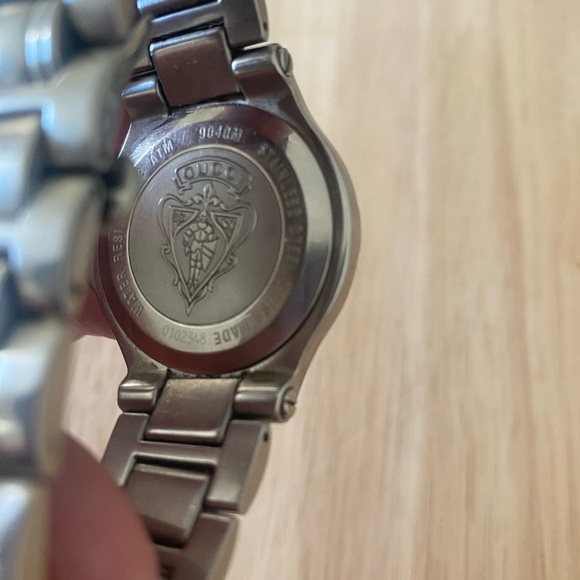 Gucci Watch - Picture 6 of 6